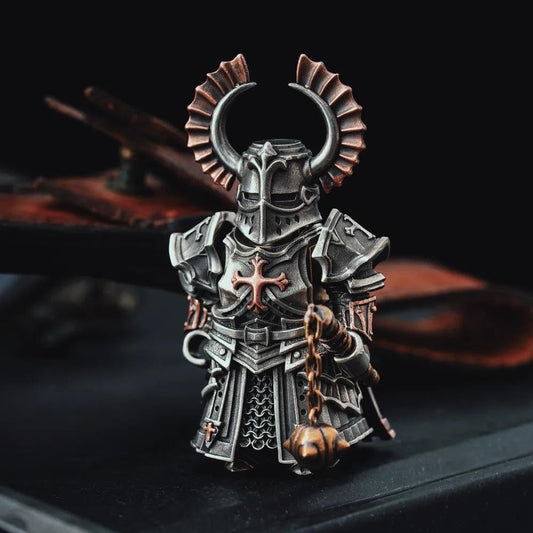 🔥2025 NEW ARRIVAL🔥-Crusader Figurine, Magnetic Action Figure, Metal Model Kit, Medieval Knight Statue