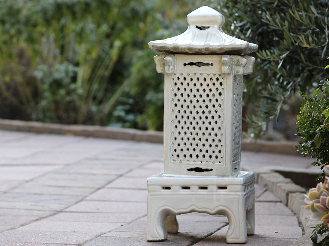 Tiki Lantern By Plantatorem